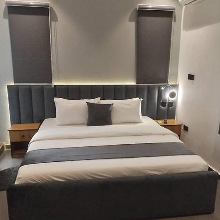 The Grid Residence Ikeja Εξωτερικό φωτογραφία